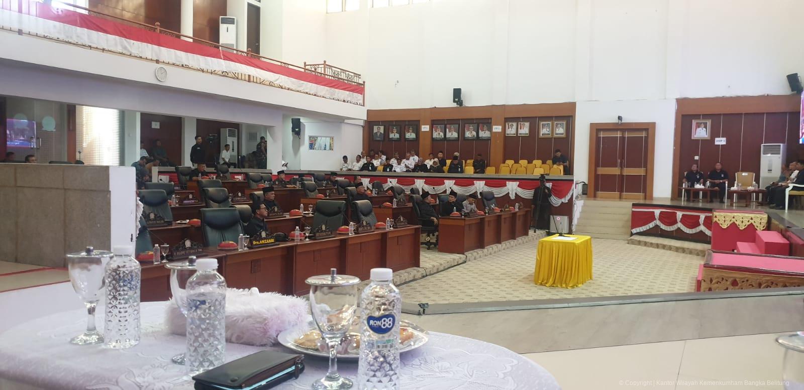 sidang paripurna 1