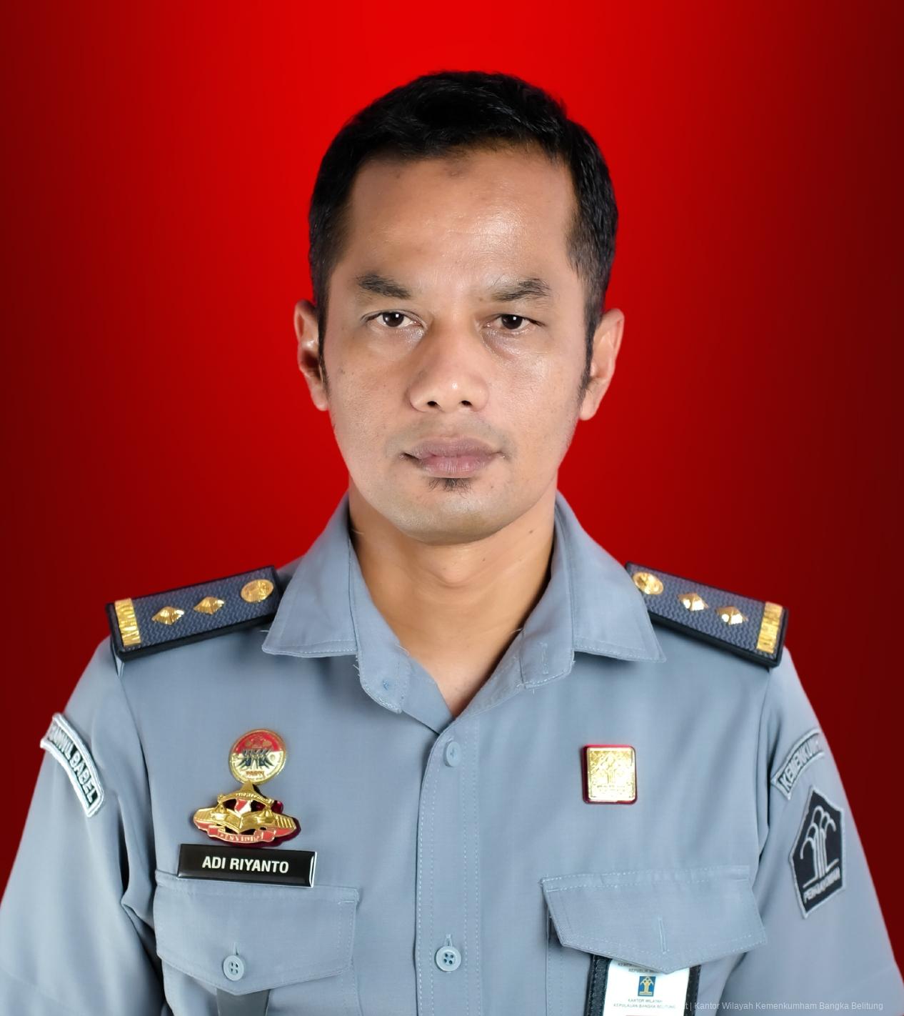 3 KABID YANKUM ADI RIYANTO